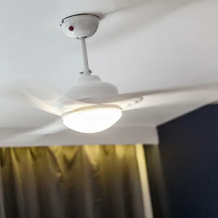 Happy Aura Apartment *